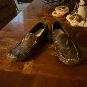 Men’s Clark brown driver loafers 10 m. Good condition